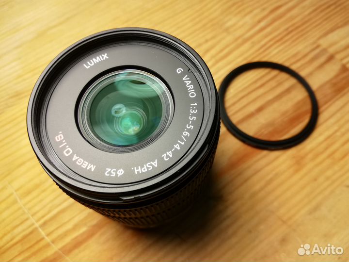 Объектив Panasonic 14-42mm f/3.5-5.6