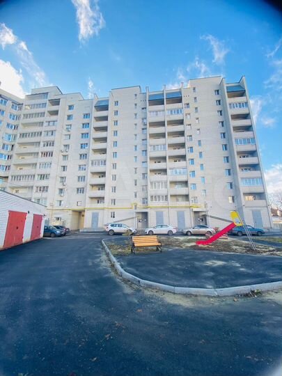 2-к. квартира, 70,8 м², 2/10 эт.