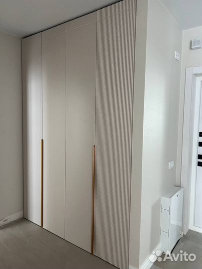 Шкаф узкий в прихожую, Шкаф в спальню