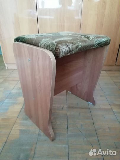 Табурет пуф