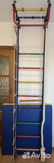 Шведская стенка с турником