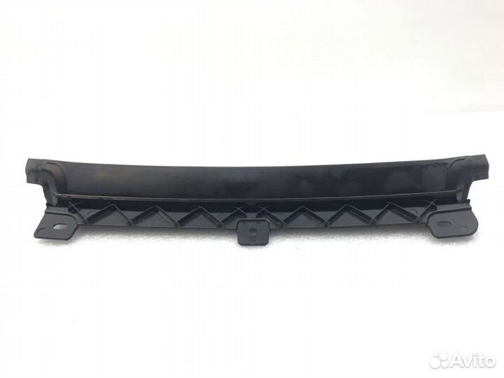 Уплотнитель капота Bmw X1 E84 2013