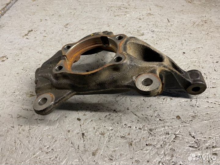 Кулак поворотный передний правый Mazda Mazda3 BM