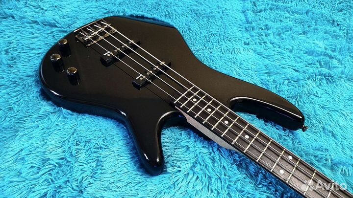 Бас гитара ibanez gsr180