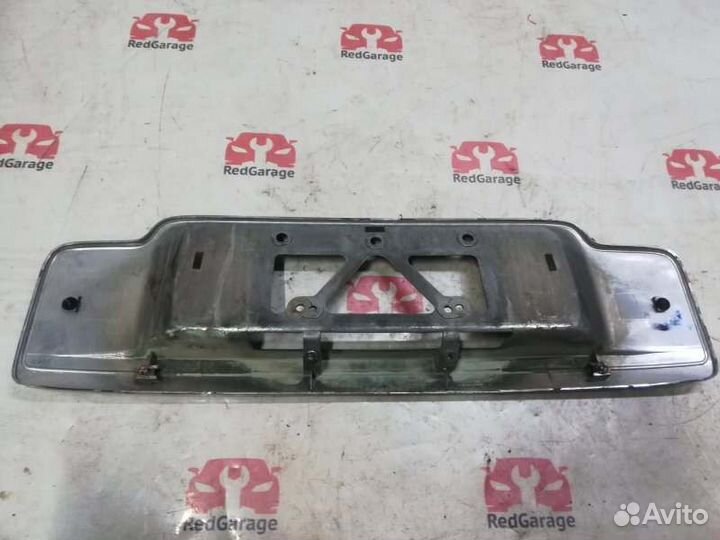 Накладка двери багажника задняя Mazda Mpv KD-lvlr