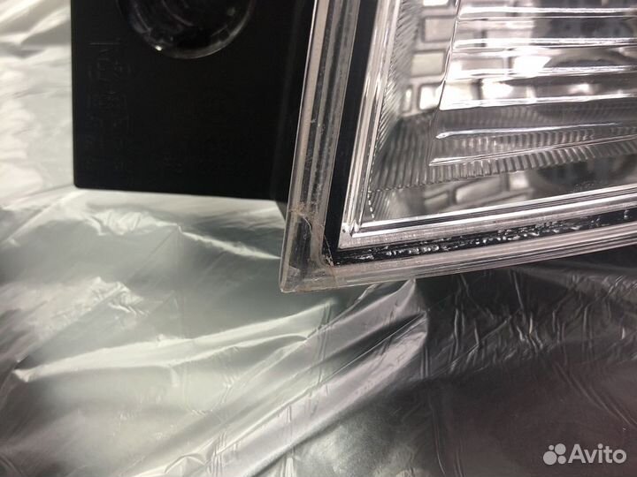 Продам фонарь задний правый,на Subaru XV 2017-2019