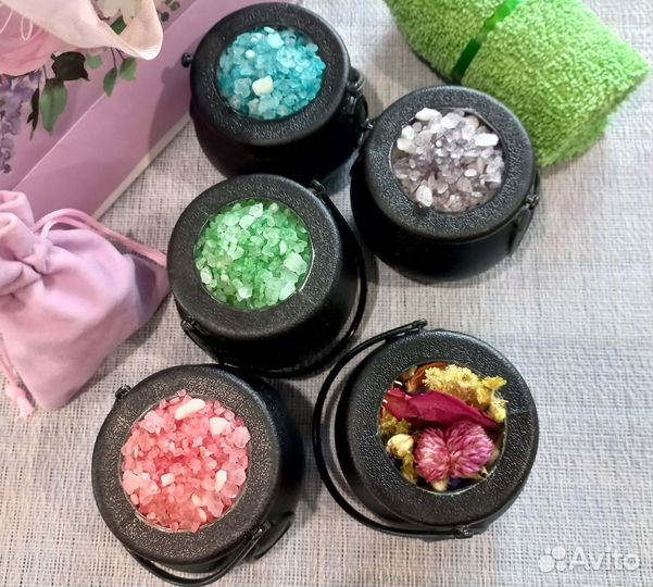 Бомбочка для ванны Котелок Ведьмы