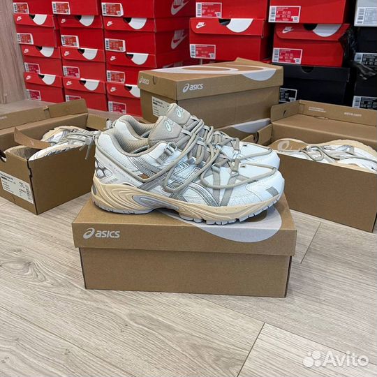 Asics Gel-Kahana TR V2 Cream Pure Silver