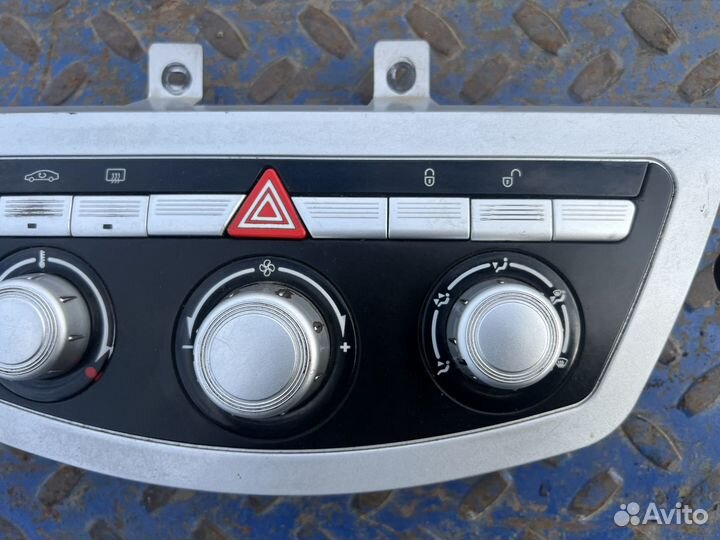 Блок управления печкой Lifan Solano 620