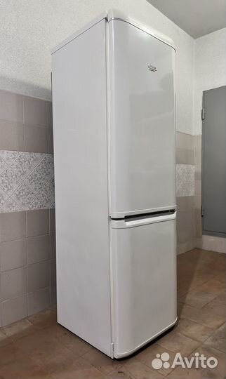 Холодильник Hotpoint Ariston 2 компрессора 185см