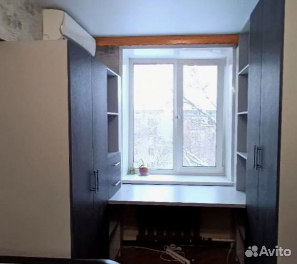 Рабочая зона у окна