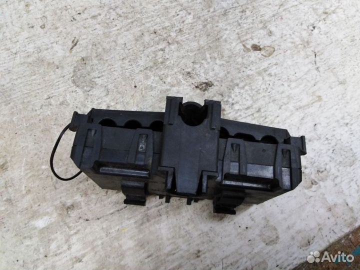 Клемма аккумулятора A2035450301