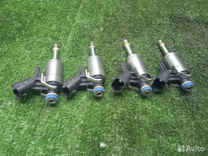 Форсунка инжекторная электрическая Peugeot 308 (2