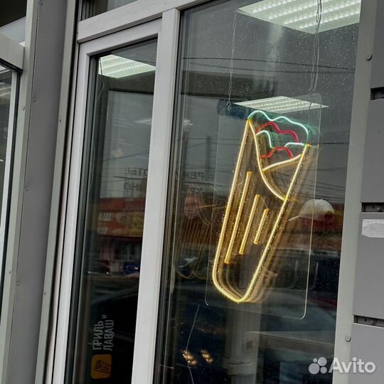 Шаурма оконо выдачи. По франшизе Гриль и Лаваш