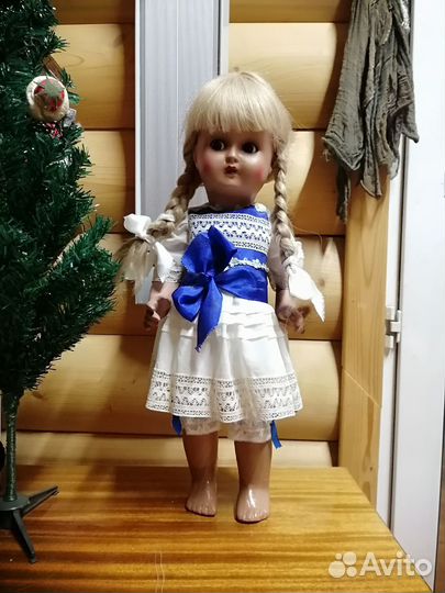 Кукла антикварная флиртушка