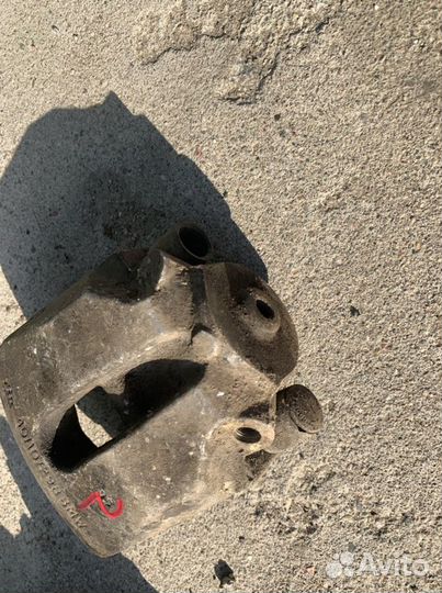 Суппорт задний левый bmw 5 e39