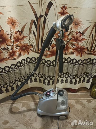 Отпариватель для одежды напольный вертикальный