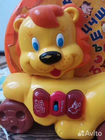 Каталка музыкальная игрушка Чудо Львенок