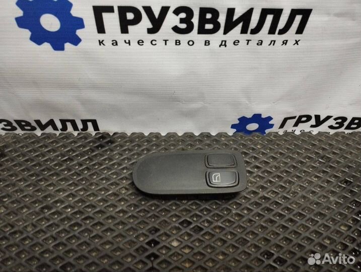 Кнопка стеклоподъемника двери DAF 106 1811228