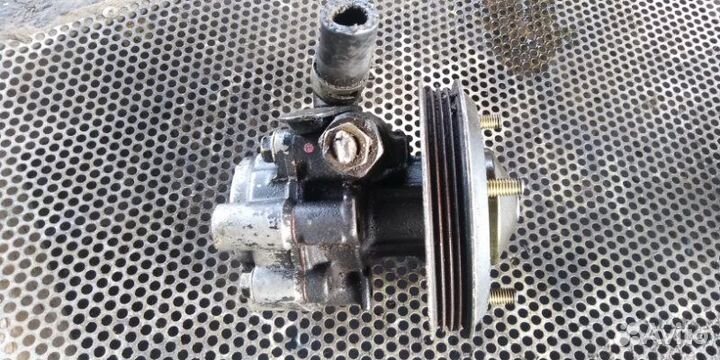 Насос гур Toyota Estima 3C-T