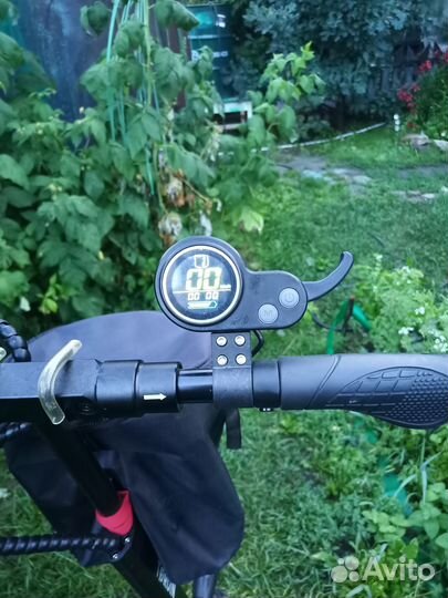 Электросамокат с сиденьем взрослый