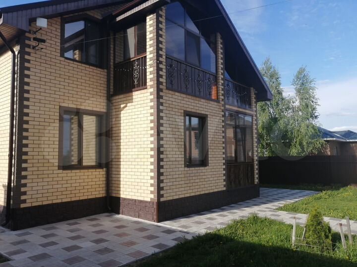 Коттедж 151,5 м² на участке 10 сот.