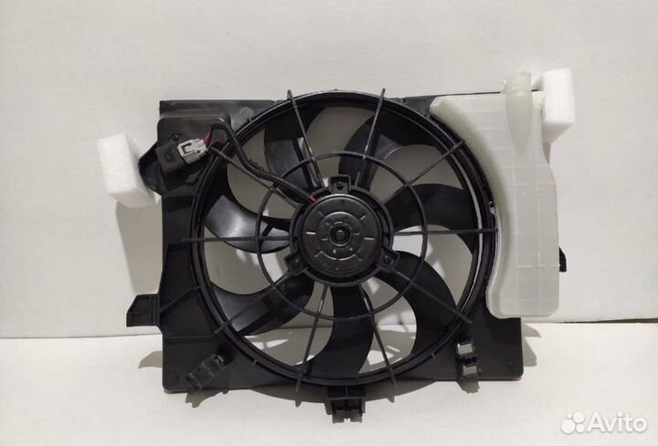 Вентилятор Kia Rio 2011-2017 в сборе