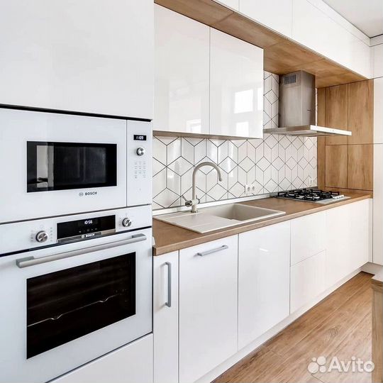 Прямая кухня в потолок. Кухонный гарнитур на заказ