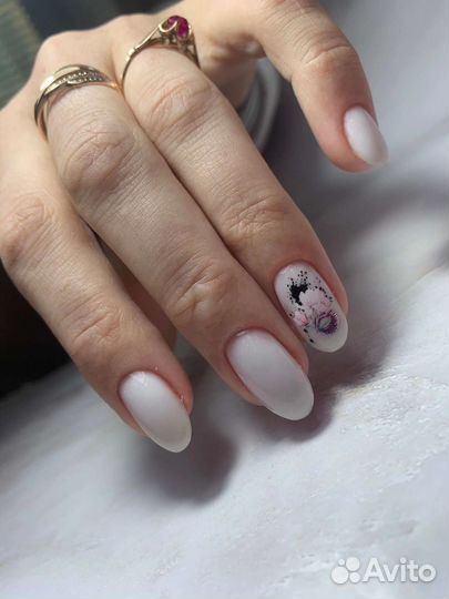 Маникюр, наращивание ногтей