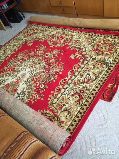 Ковер шерстяной