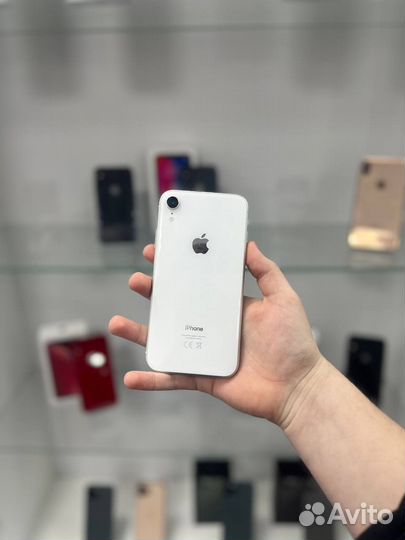 iPhone Xr, 64 ГБ