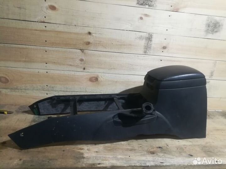 Консоль центральная Kia Sorento