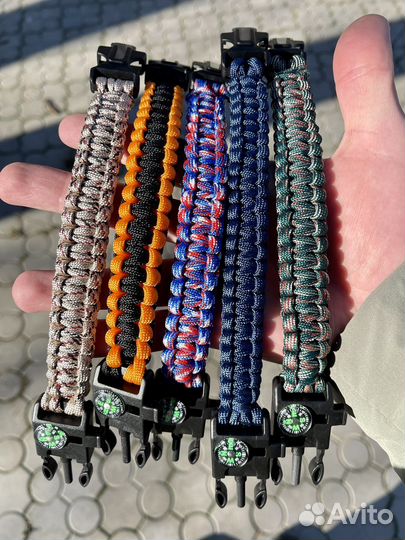 Браслет из паракорда