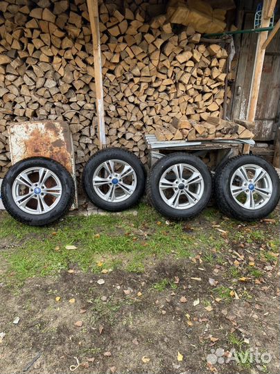 Pirelli Ice Zero 2 215/60 R16