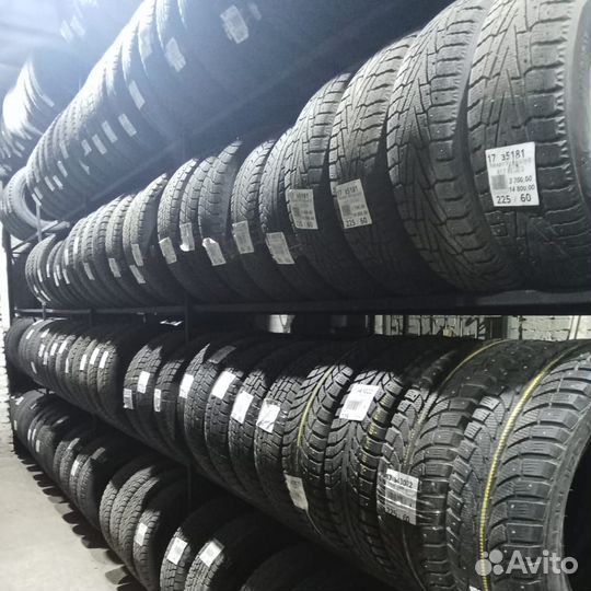 Goodyear Eagle Sport 215/55 R17 94V