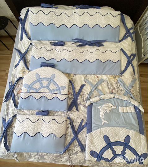 Комплект в детскую кроватку