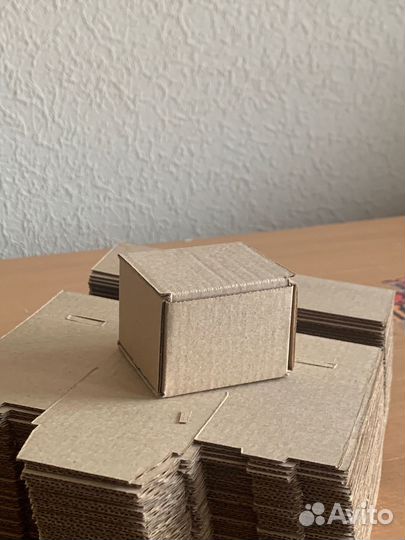 Коробки картонные самосборные 5х5х4 см
