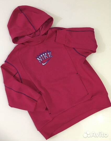 Машинная вышивка на одежде