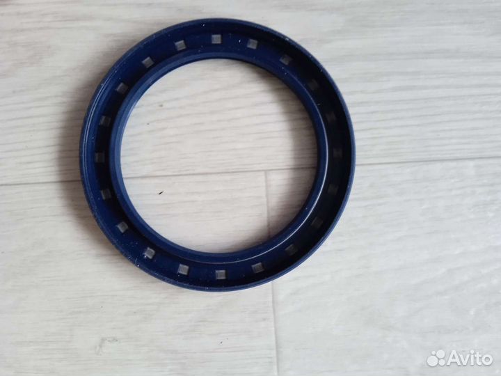 Сальник, коленчатый вал