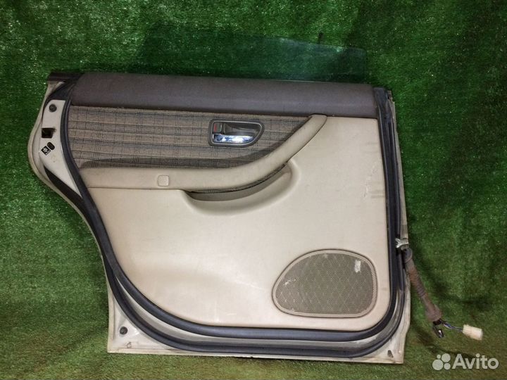 Дверь задняя левая Subaru Outback Legacy BH9 BHE B