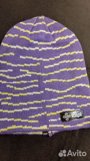 Женская зимняя шапка