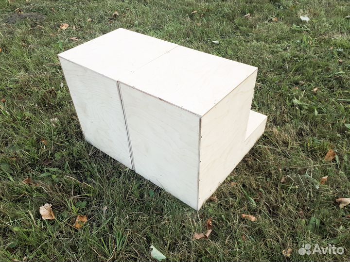 Гнездо для кур с яйцесборником