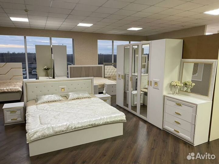 Спальный гарнитур «Селена»