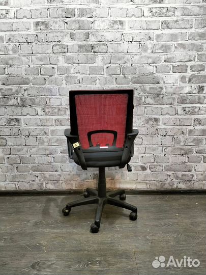 Компьютерное кресло б/у