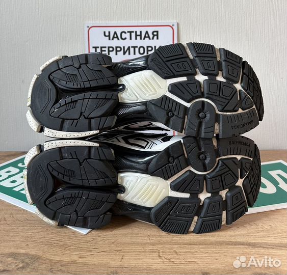 Кроссовки Balenciaga Runner Oreo оригинал