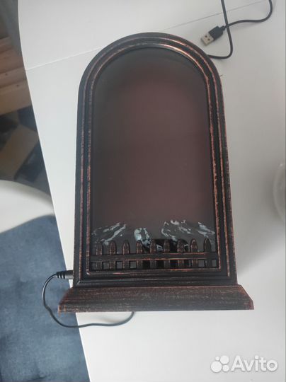 Декоративный камин светильник