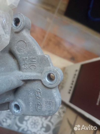 Продам помпу киа оптима 4 б/у оригинал