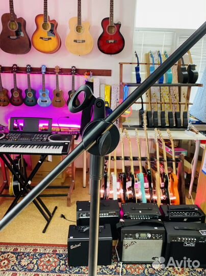 Стойка для микрофона Новая