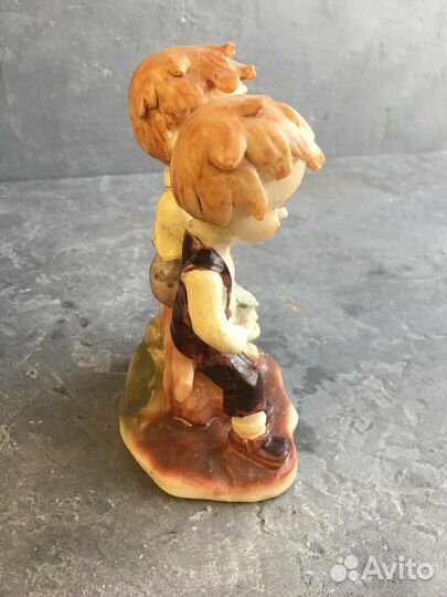 Статуэтка керамика
