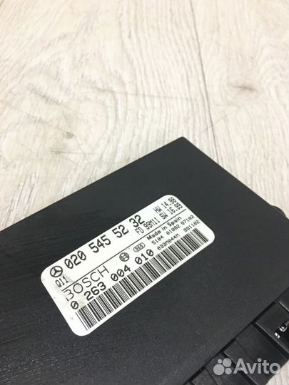 Блок управления парктроником Mercedes Benz S500L